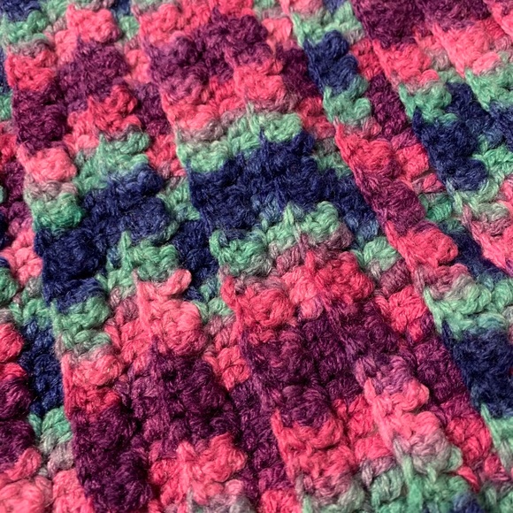 ❗️SOLD❗️Handmade Crochet Stripe Heavy Knit Large Blanket - Picture 6 of 8
